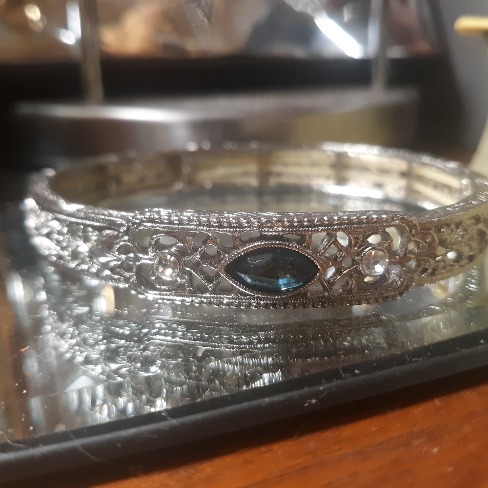 ⭐5/$5 Downton Abbey Bracelet